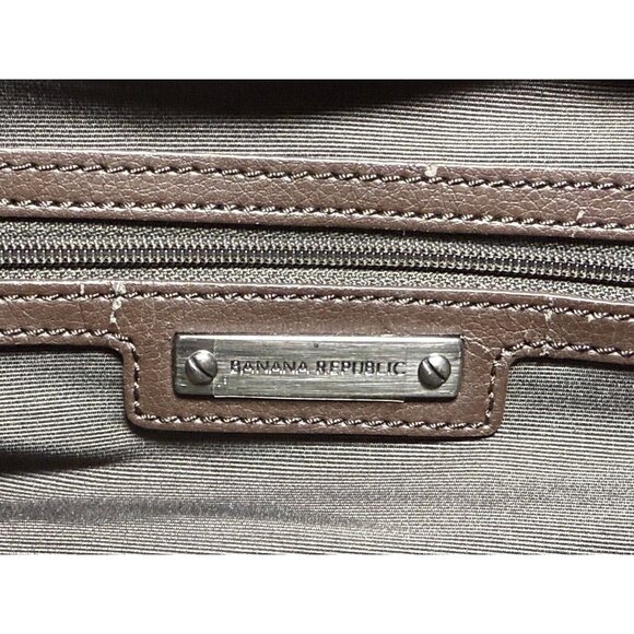 Banana Republic Bag Weekender Duffle Green Nylon Leather Travel Luggage Carry On - Picture 13 of 16